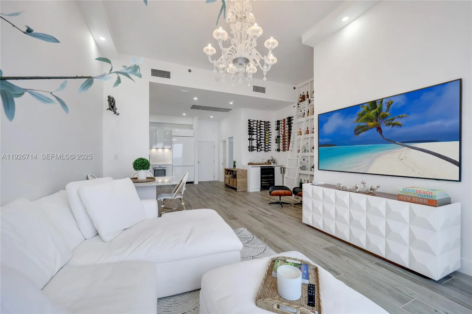 2301 Collins Ave # 1625, Miami Beach FL 33139
