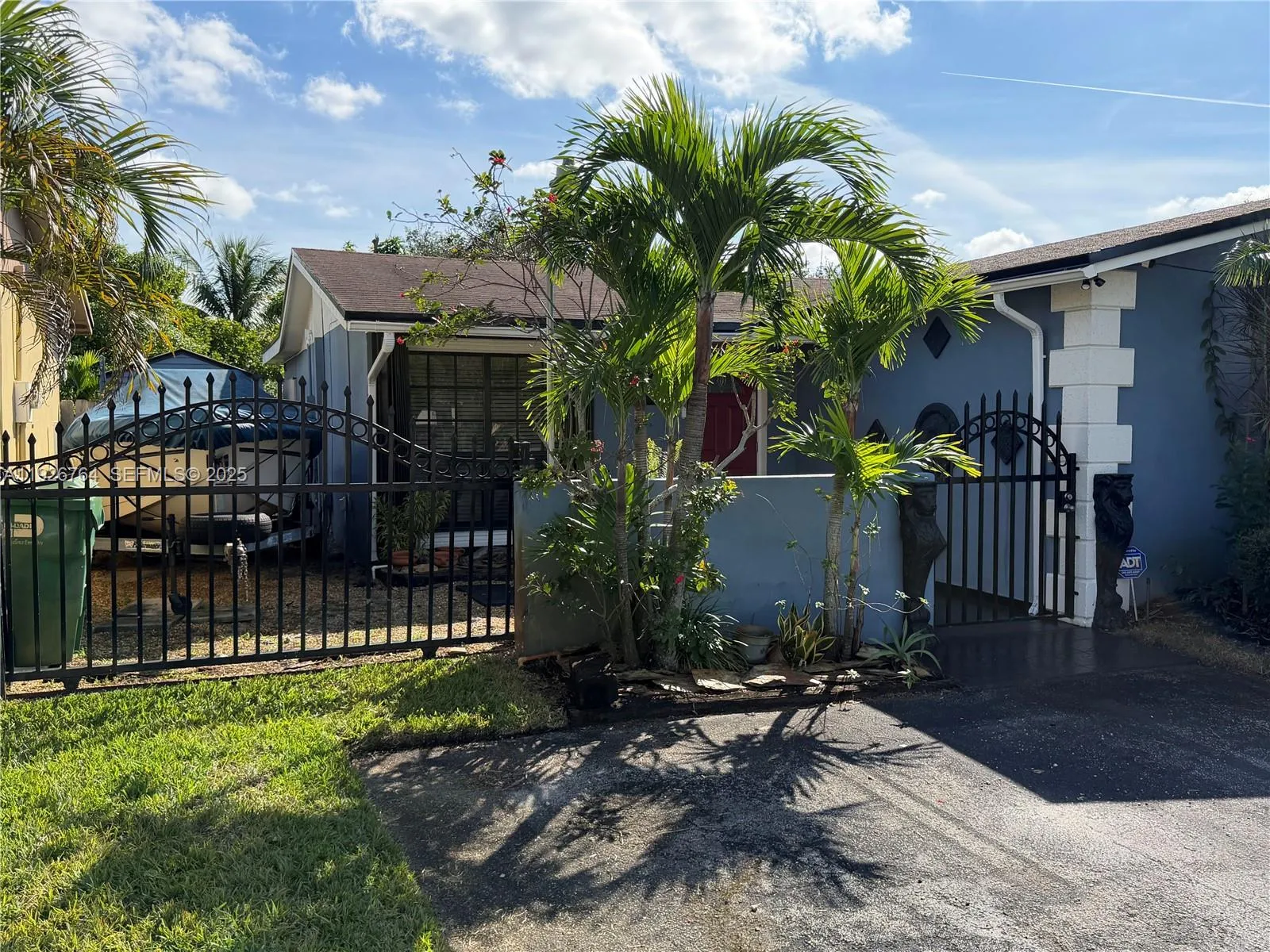 2926 NW 191st Ln, Miami Gardens FL 33056