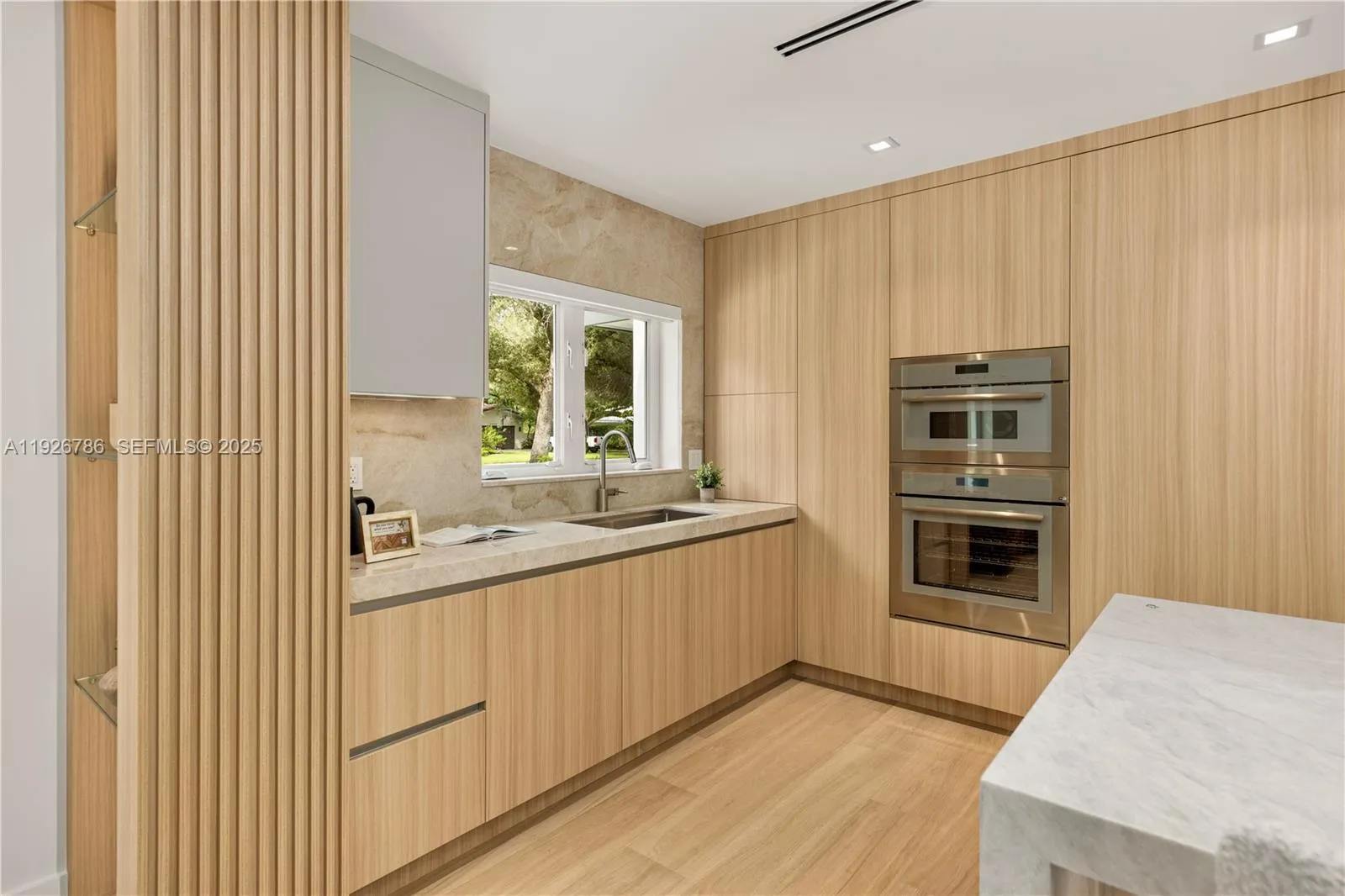 6011 Maynada St, Coral Gables FL 33146