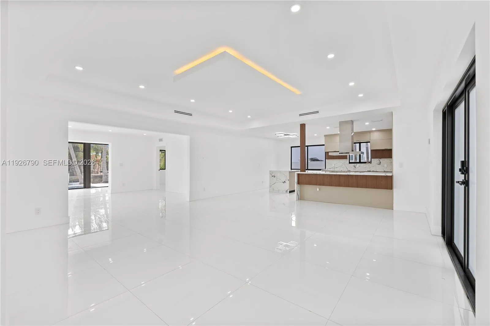 1200 Cleveland Rd, Miami Beach FL 33141