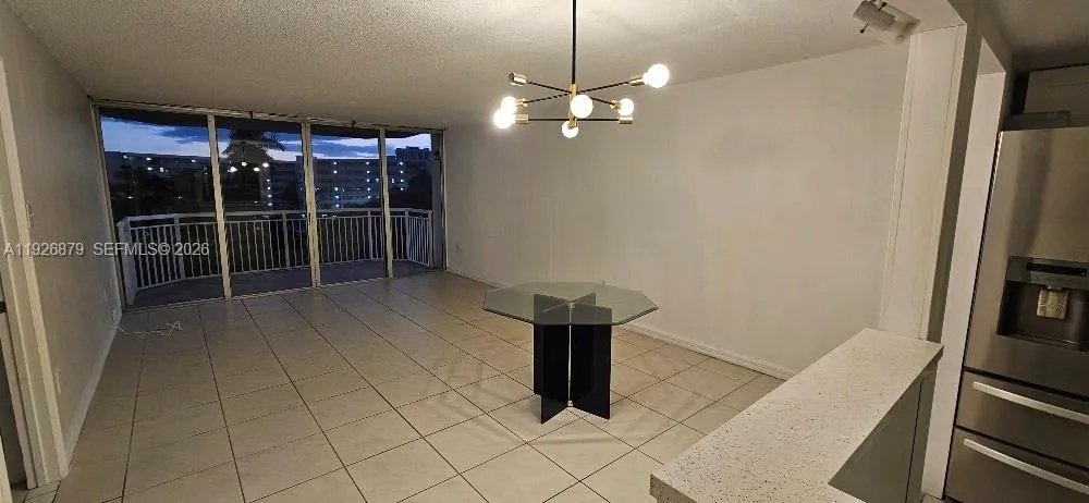 18031 Biscayne Blvd # 303, Aventura FL 33160
