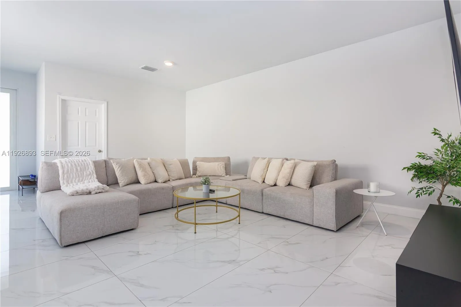 1968 NW 25th Ave, Miami FL 33125