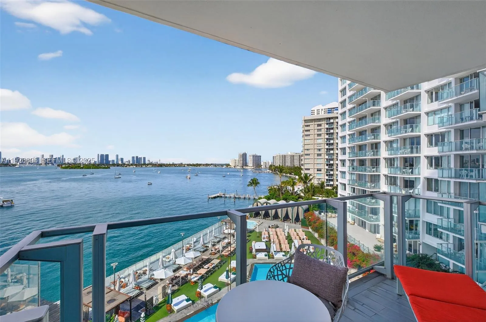 1 bedroom 1 bath for sale at 1100 West Ave # 624, Miami Beach FL 33139