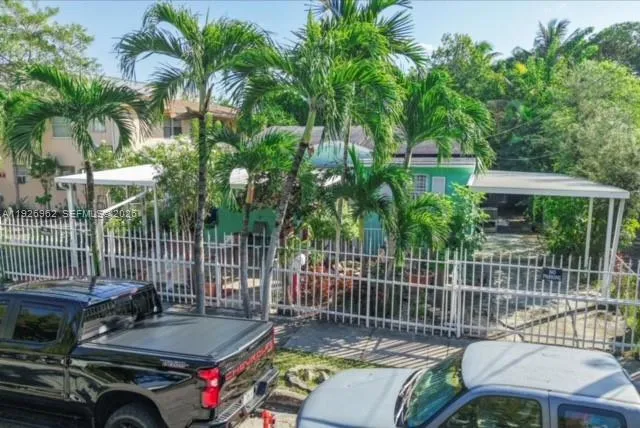 for sale at 3421 NW 5th Ave, Miami FL 33127