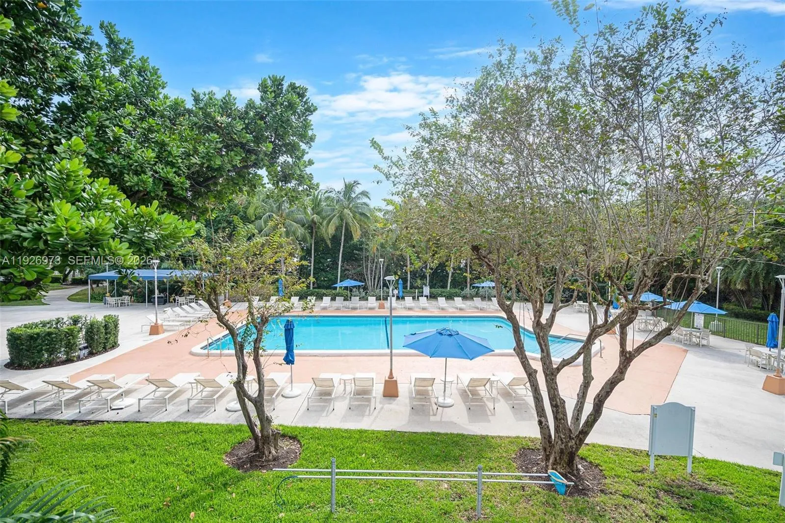 2851 NE 183rd St # 404E, Aventura FL 33160