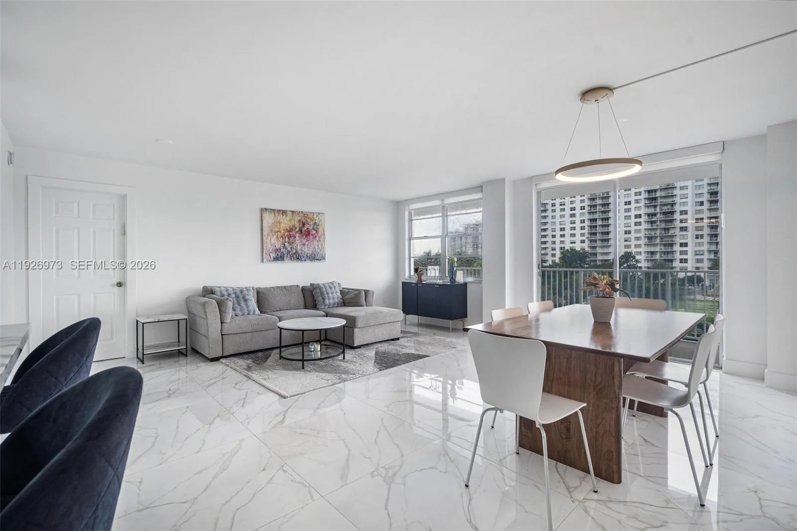 2851 NE 183rd St # 404E, Aventura FL 33160