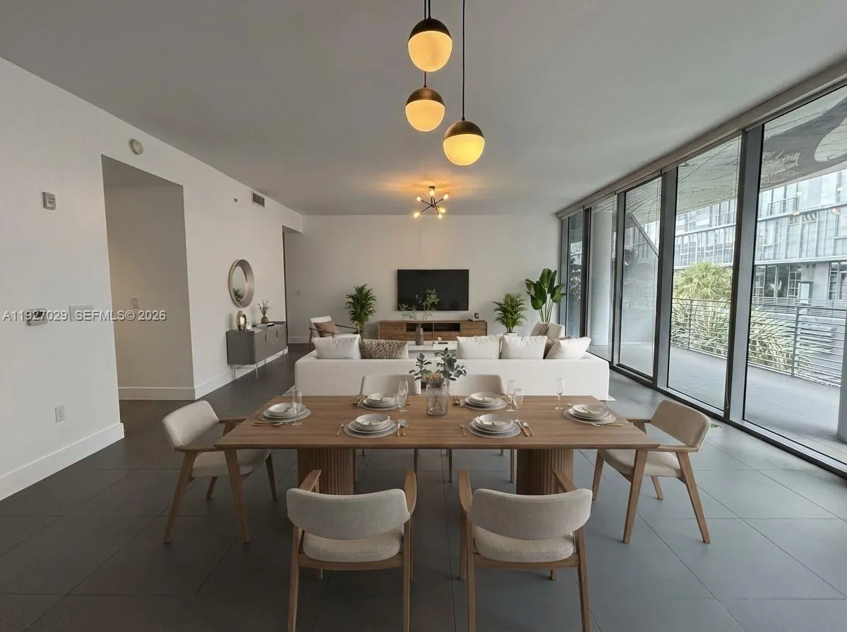 250 NW 24th St # 3C, Miami FL 33127