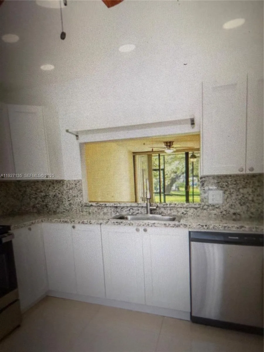 11200 Taft St # 11200, Pembroke Pines FL 33026