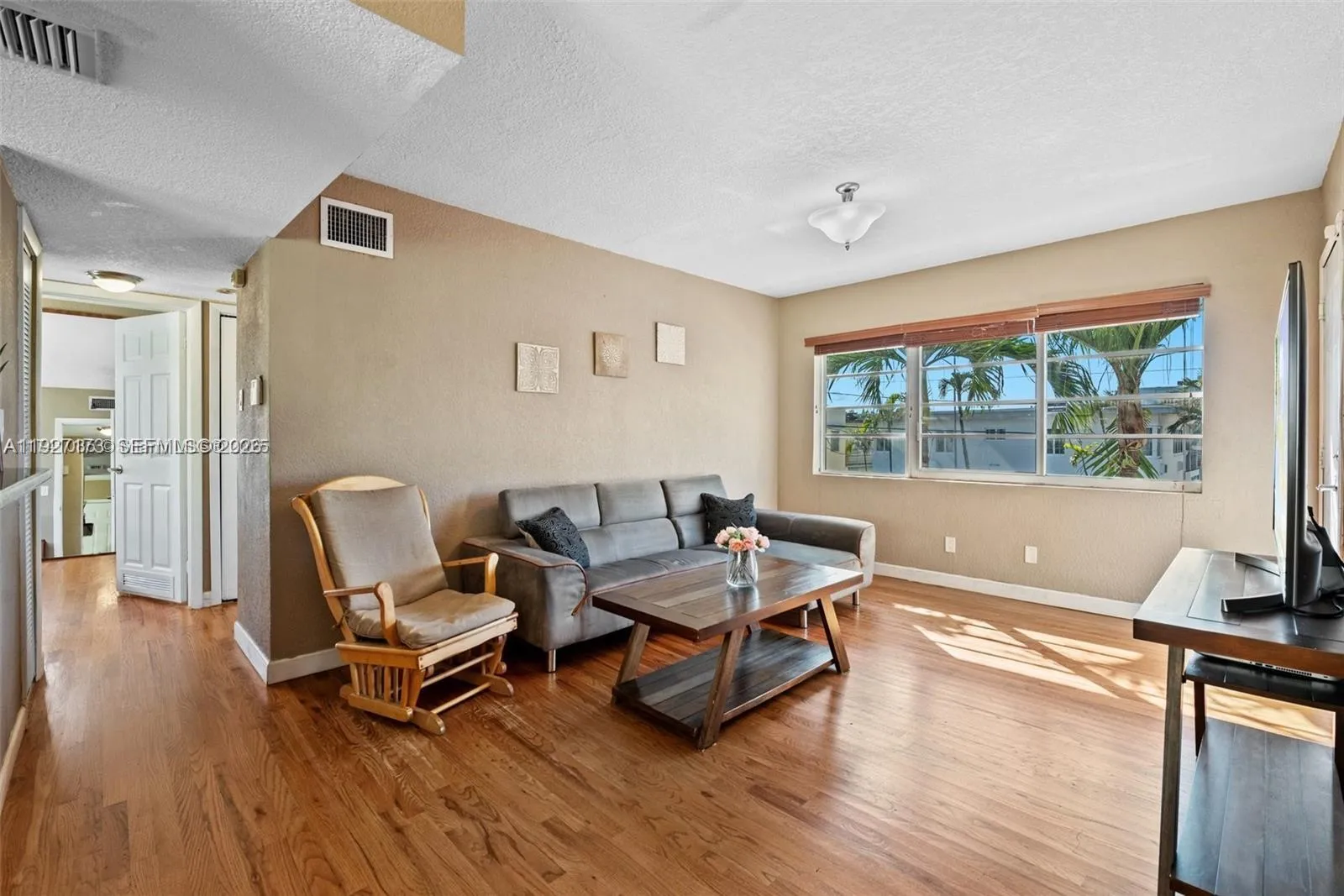 8345 Byron Ave # 6, Miami Beach FL 33141