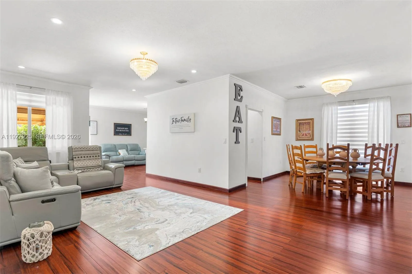 16368 SW 43rd Ter, Miami FL 33185