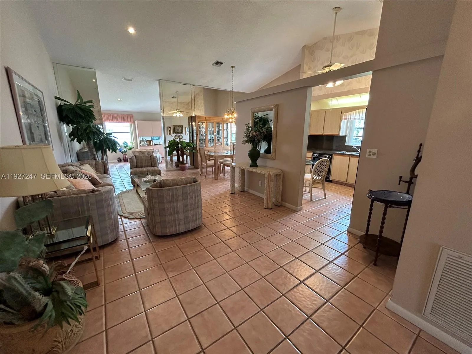 5275 Tiffany Anne Cir, West Palm Beach FL 33417