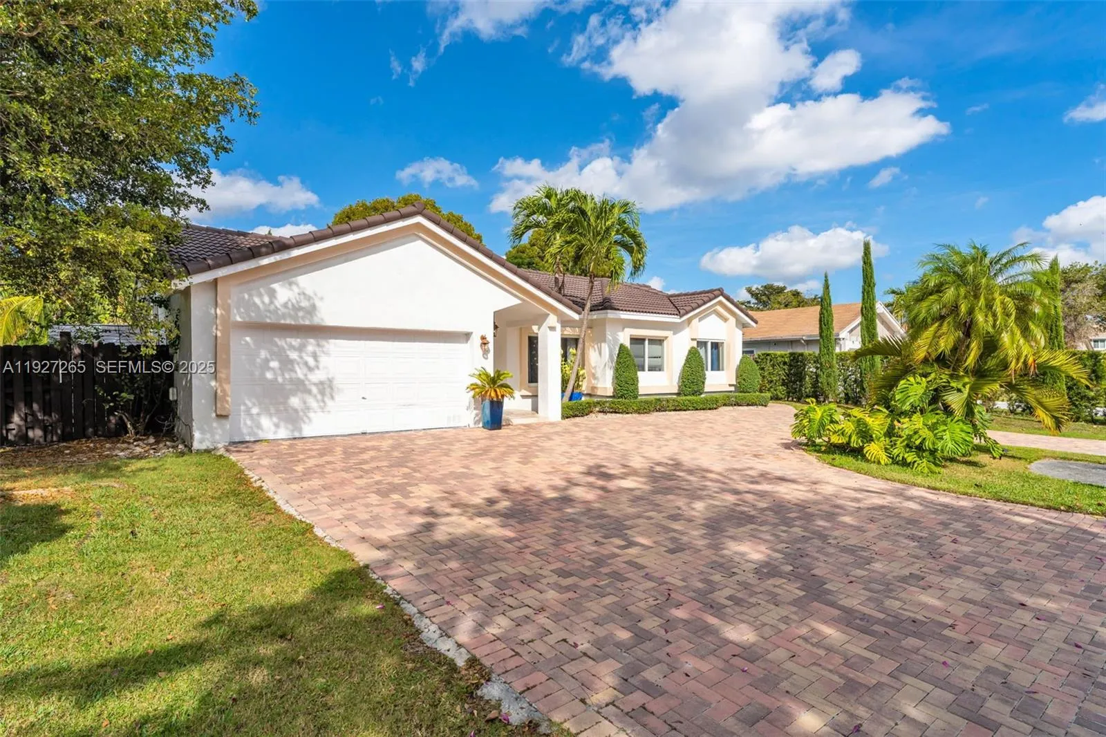 15325 SW 54th Ter, Miami FL 33185