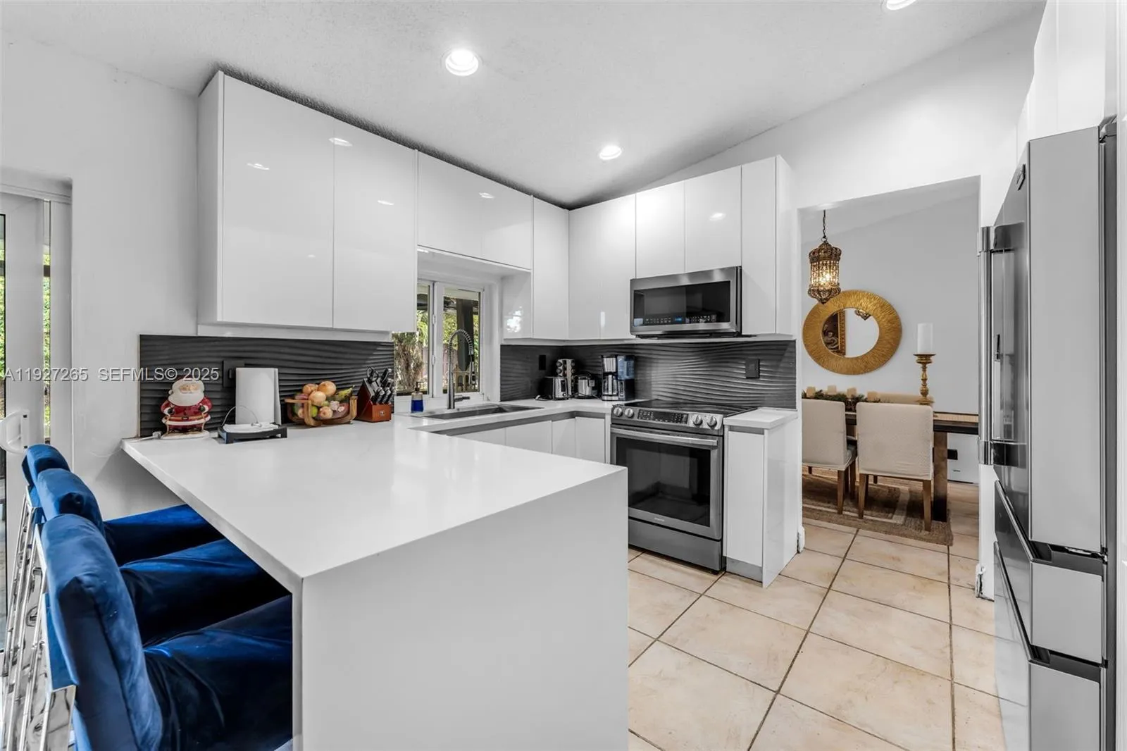 15325 SW 54th Ter, Miami FL 33185