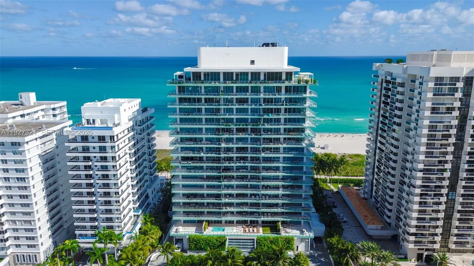 2 bedroom 2 bath for sale at 5775 Collins Ave # 605, Miami Beach FL 33140