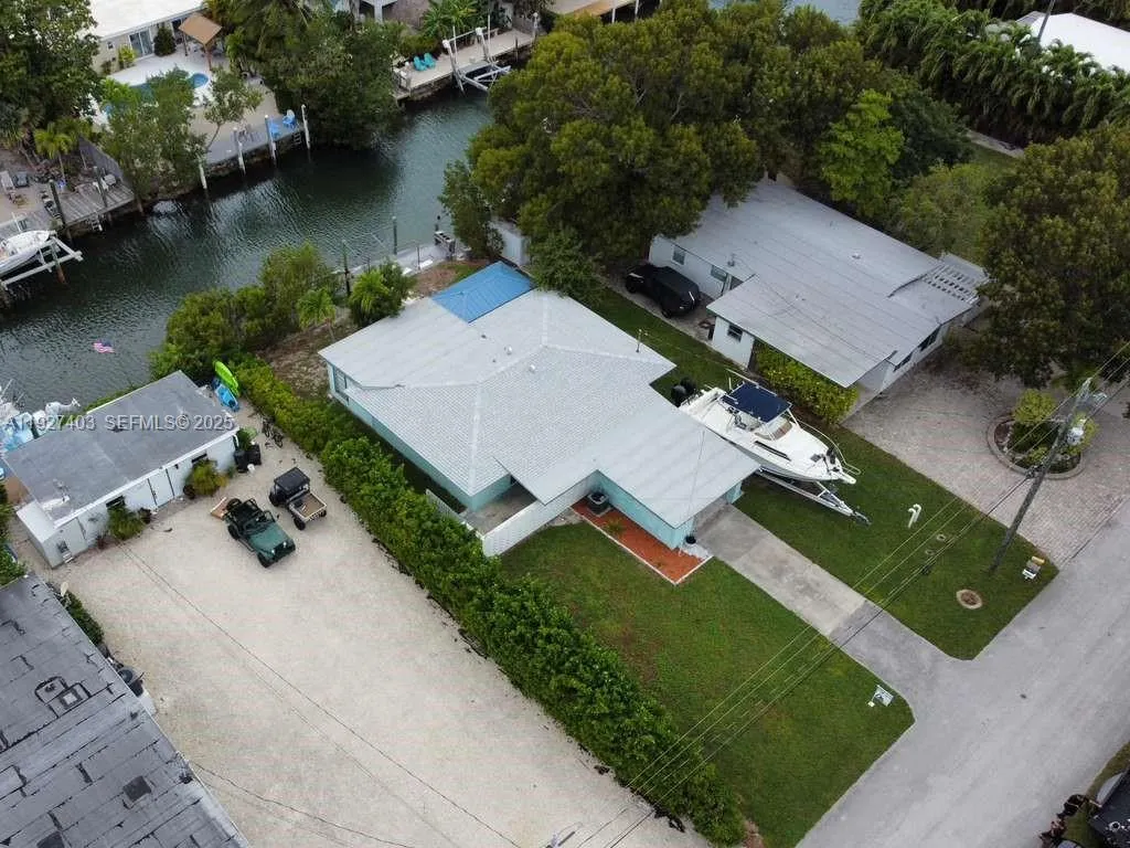 1403 Grouper Dr, Marathon FL 33050