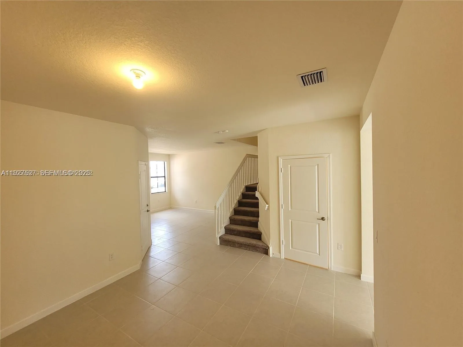 11125 W 33rd Ct, Hialeah FL 33018