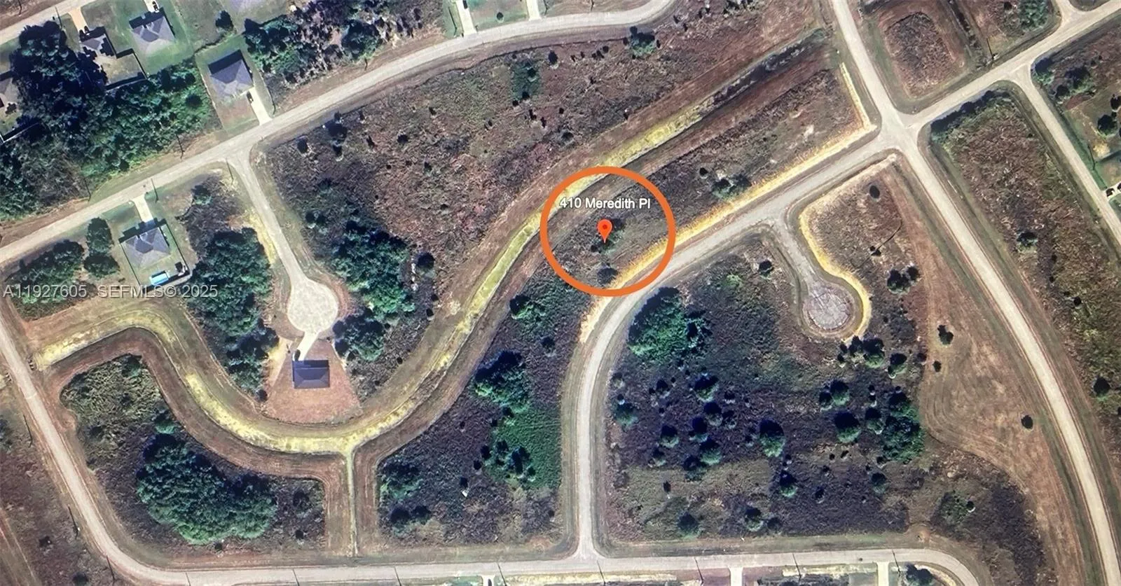 for sale at 410 W MEREDITH PL, La Belle FL 33935