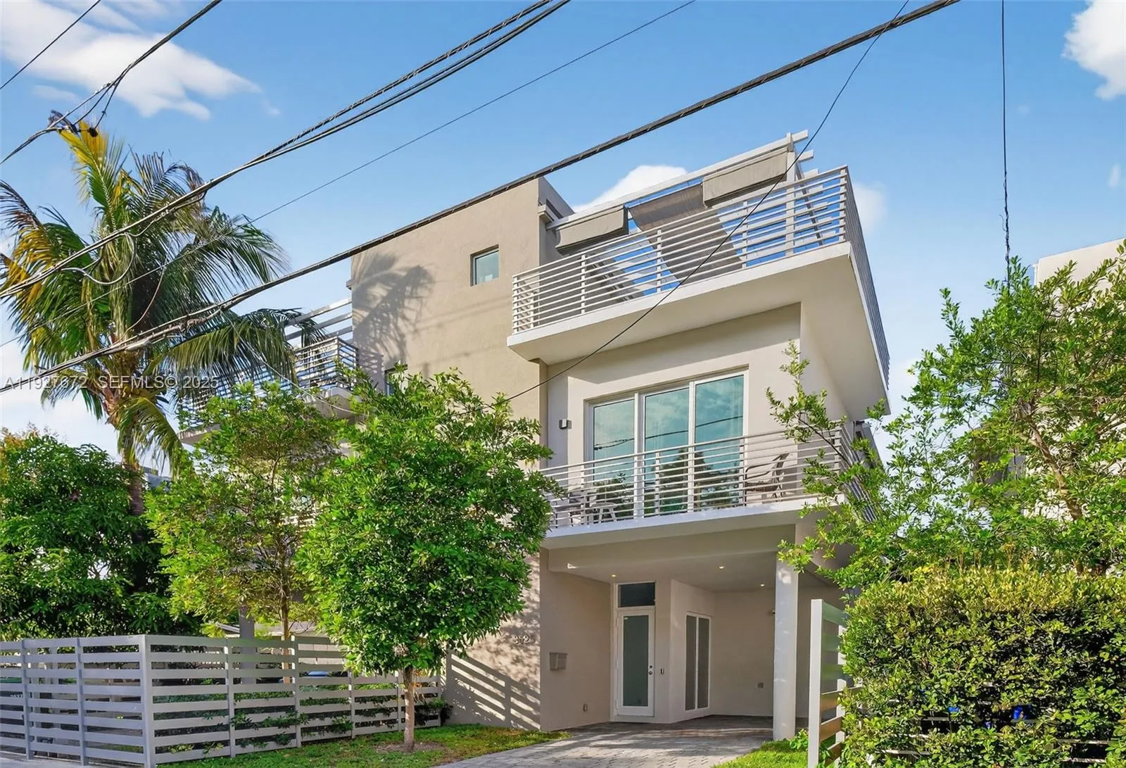 3525 Day Ave, Coconut Grove FL 33133