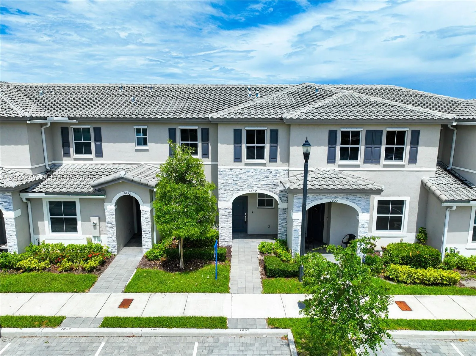 1867 SE 26th Ter, Homestead FL 33035