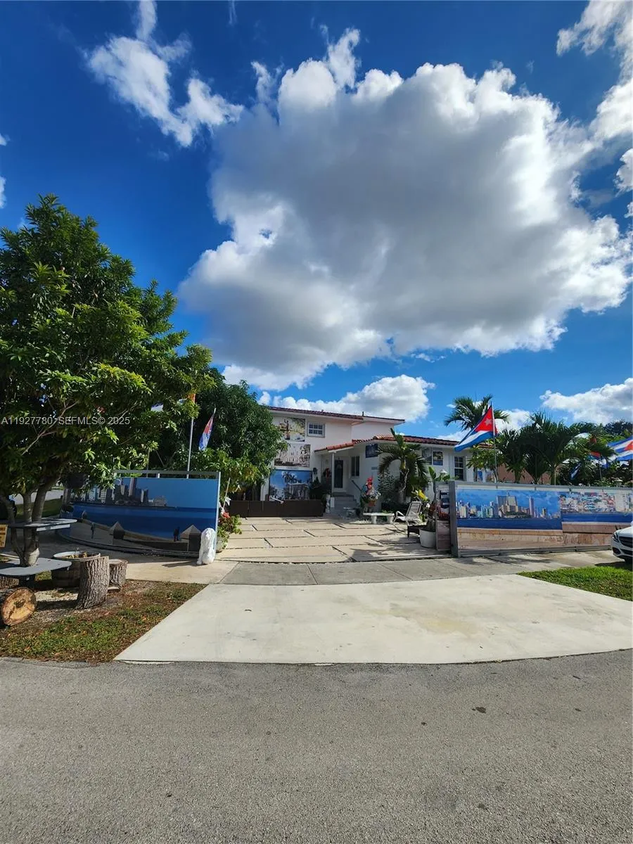 4 bedroom 3 bath for sale at 1645 SW 83rd Ct, Miami FL 33155