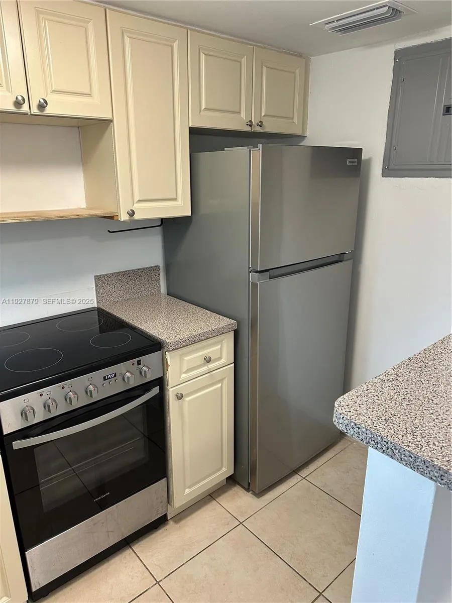 1514 Salzedo St # 2, Coral Gables FL 33134