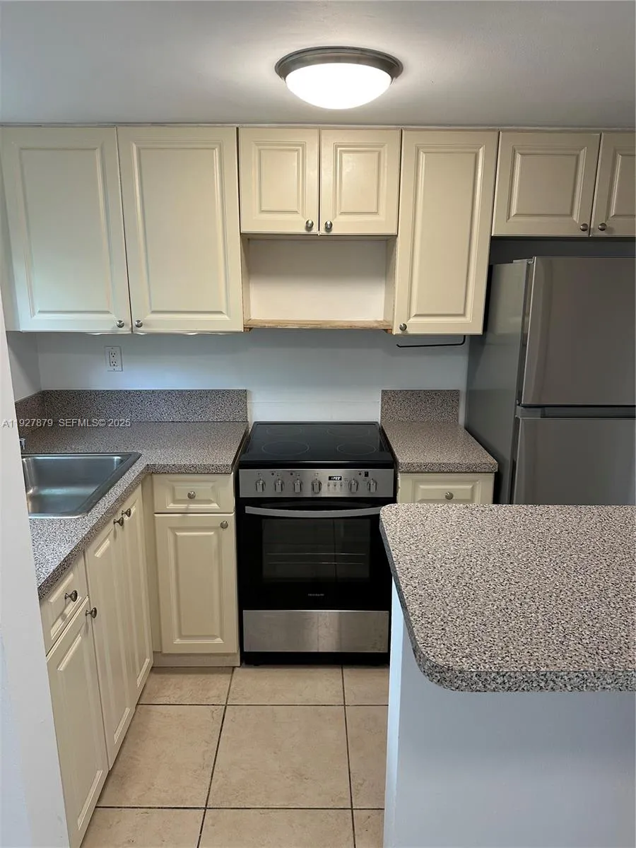 1514 Salzedo St # 2, Coral Gables FL 33134