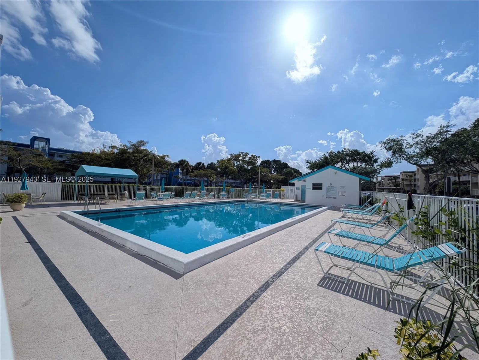 3 bedroom 2 bath for sale at 4723 E Lucerne Lakes Blvd E # 634, Lake Worth FL 33467