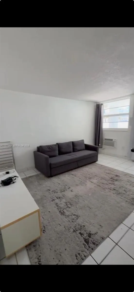 335 Collins Ave # 302, Miami Beach FL 33139