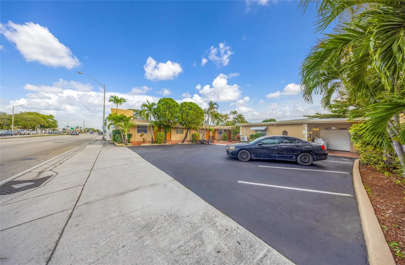 6124 Pembroke Rd, Miramar FL 33023