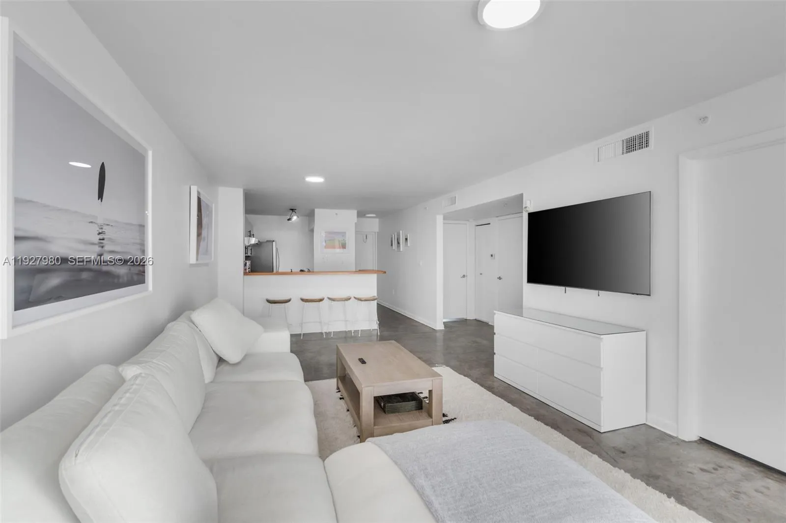 1401 Bay Rd # 405, Miami Beach FL 33139