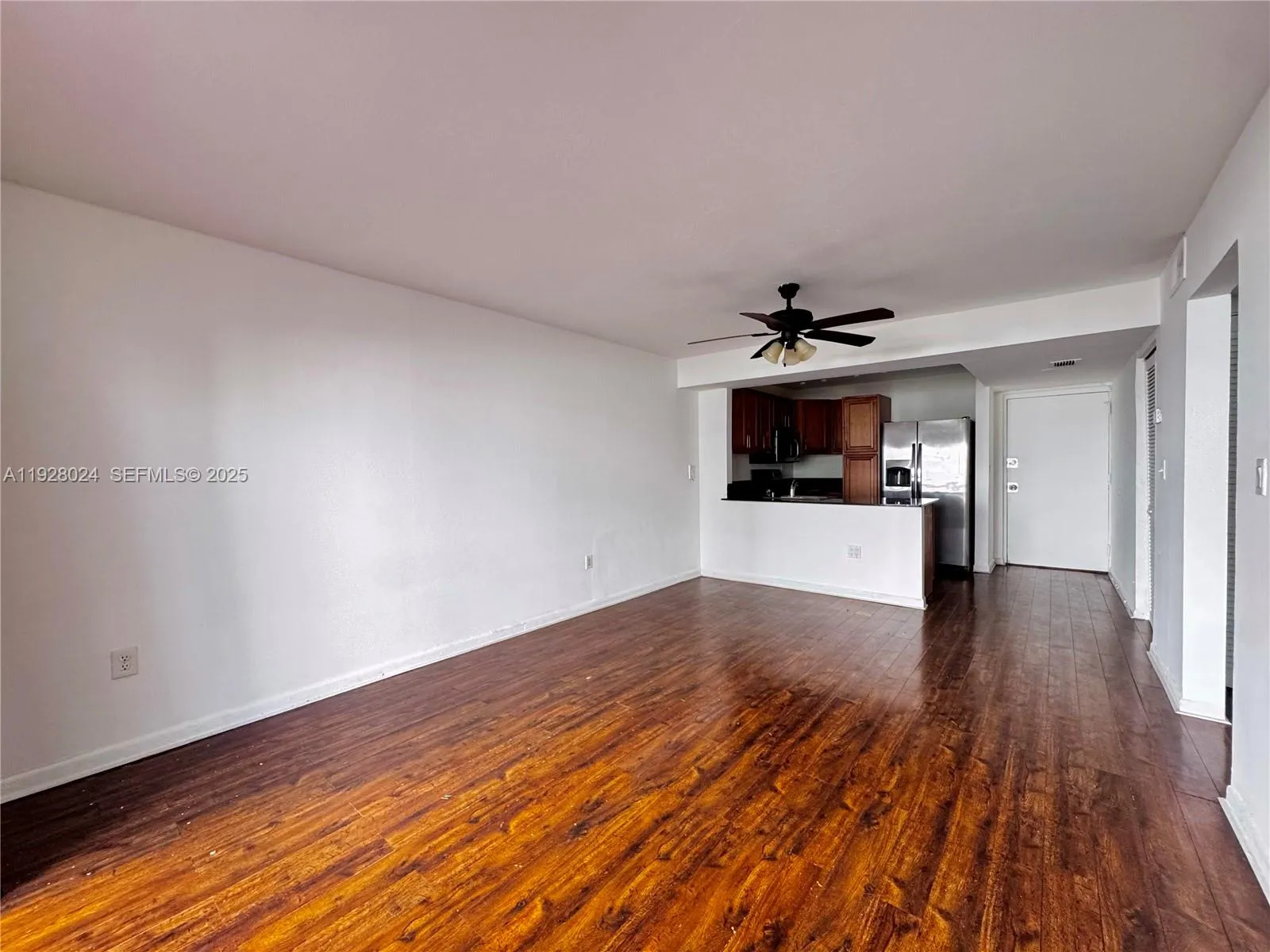 1 bedroom 1 bath for sale at 833 West Ave # 302, Miami Beach FL 33139