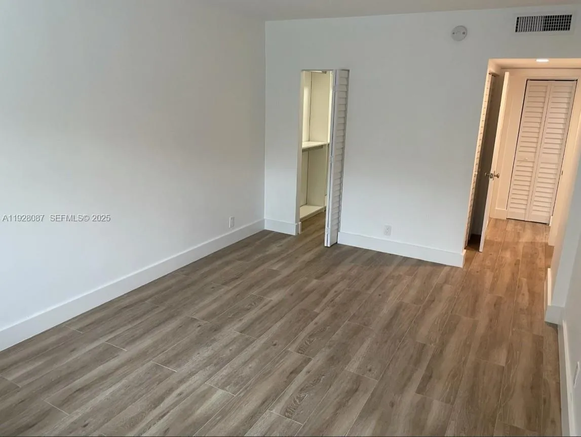 100 Edgewater Dr # 101, Coral Gables FL 33133