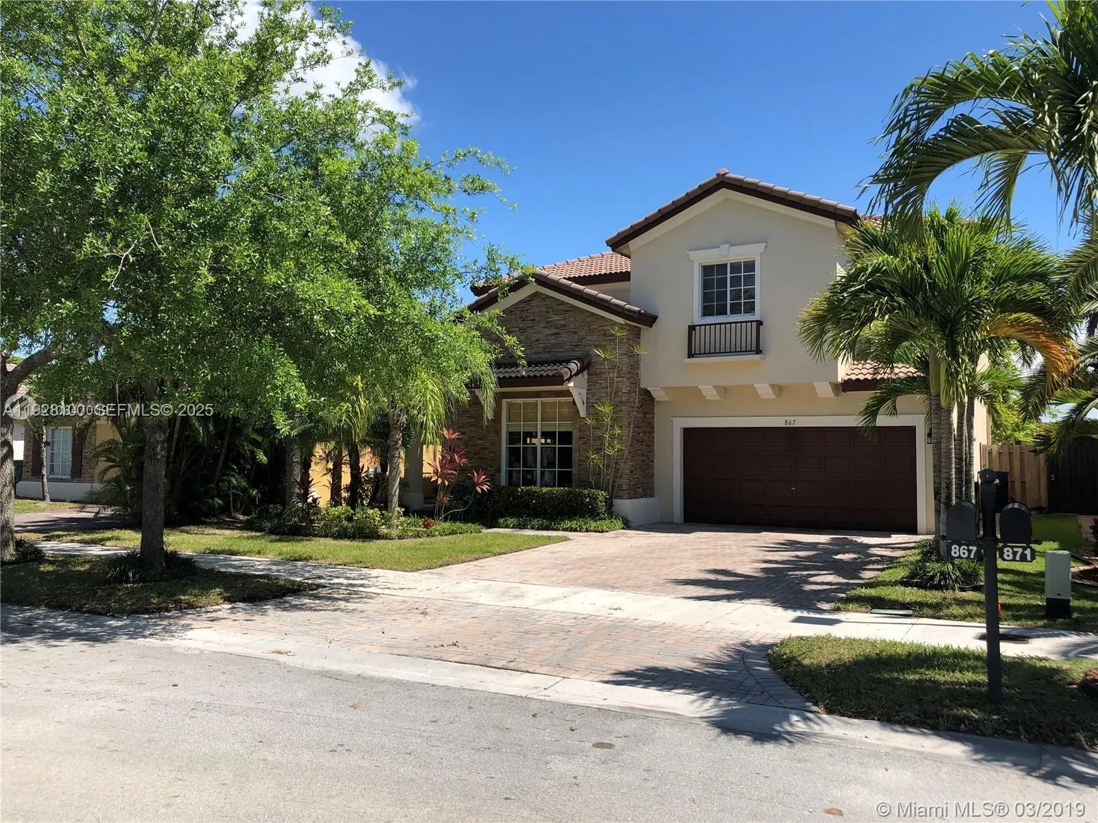 4 bedroom 2 bath for sale at 867 SW 155th Ct, Miami FL 33194
