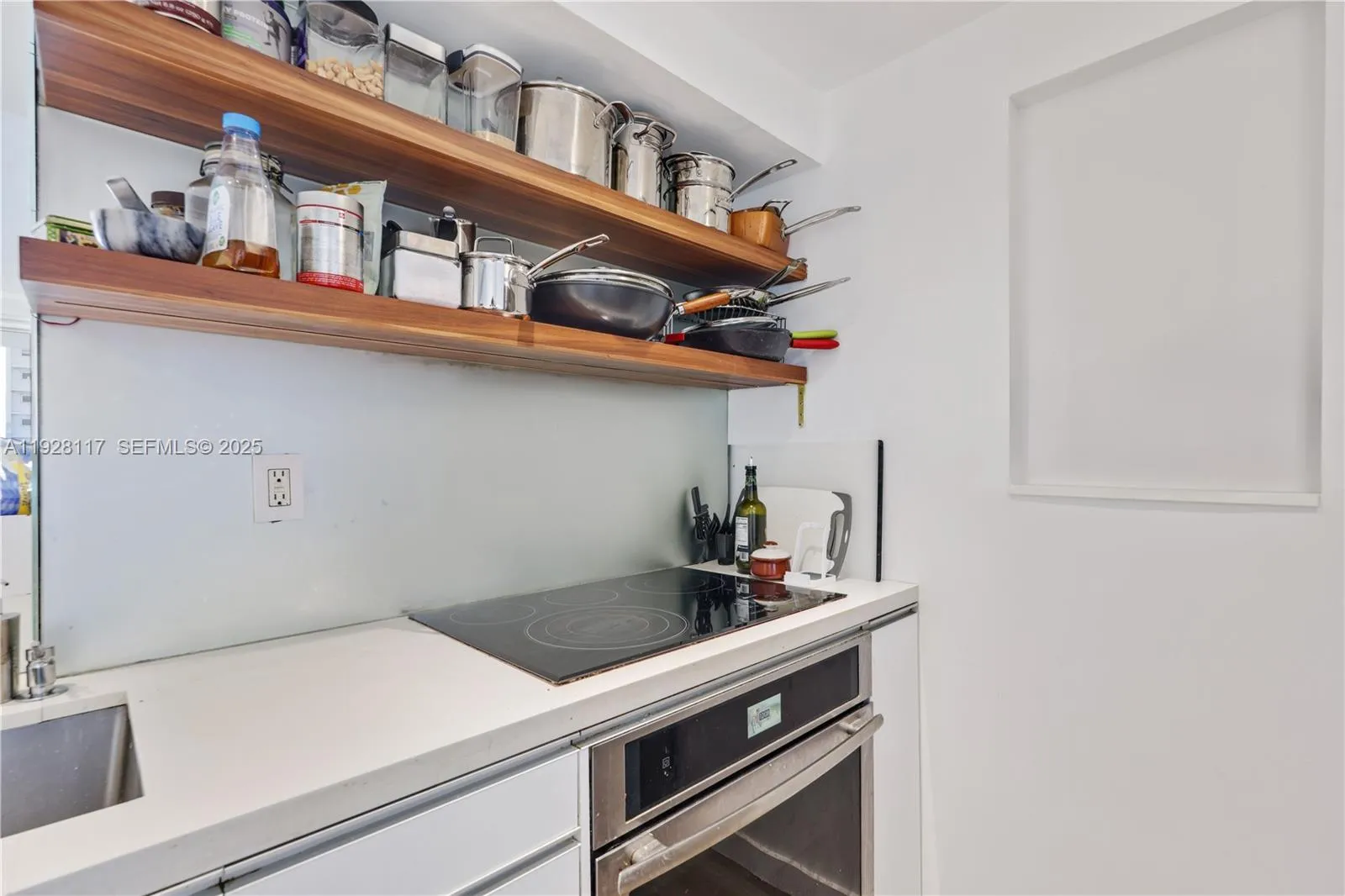 1200 West Ave # 615, Miami Beach FL 33139