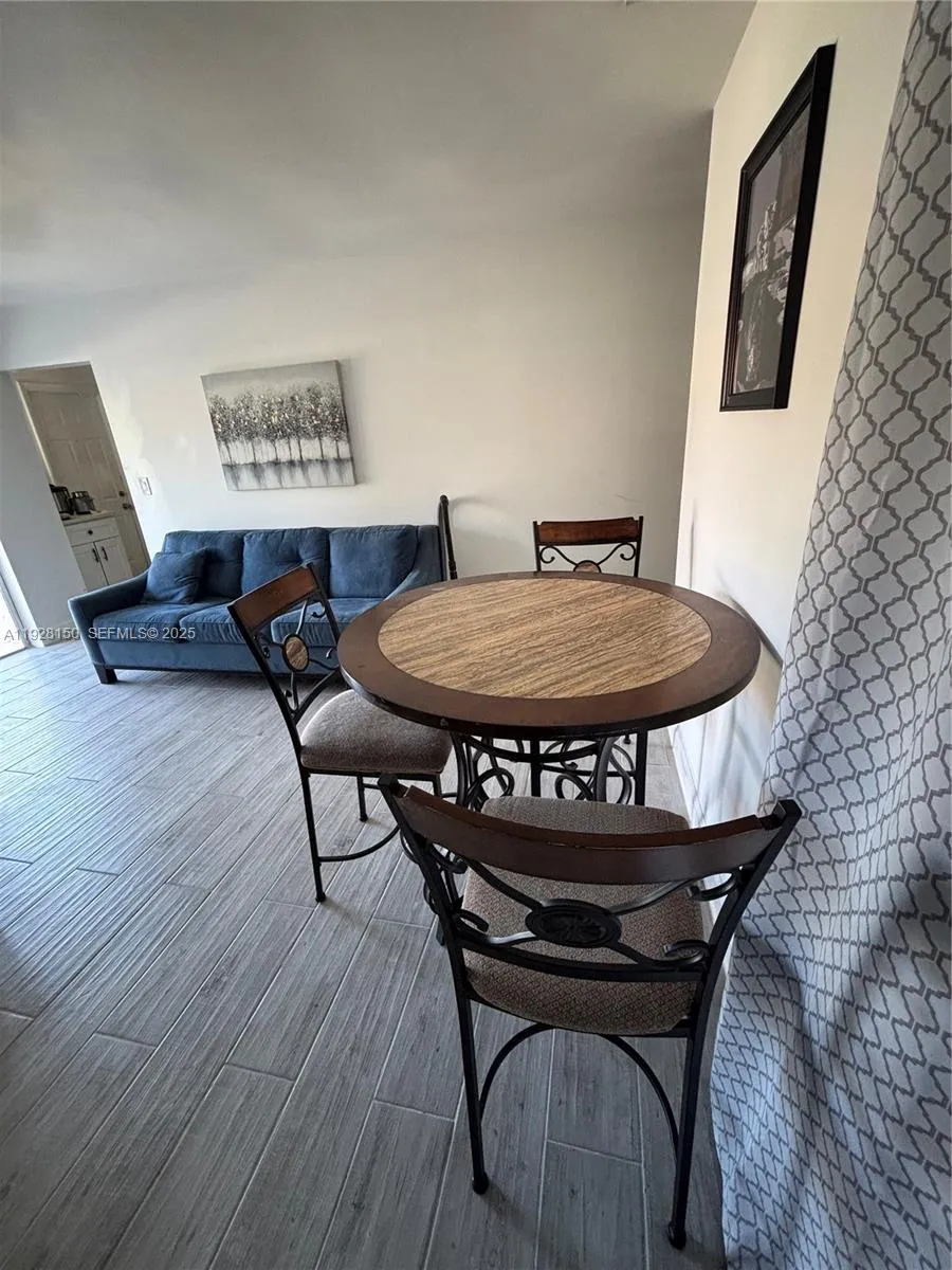 4807 Ponce De Leon Blvd # 1, Coral Gables FL 33146