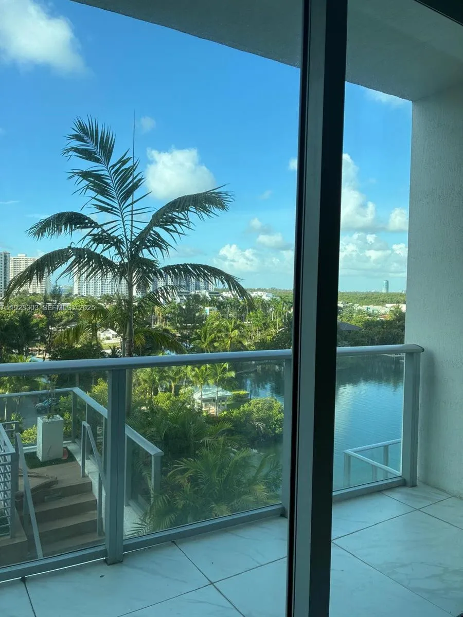 300 Sunny Isles Blvd # 506, Sunny Isles Beach FL 33160