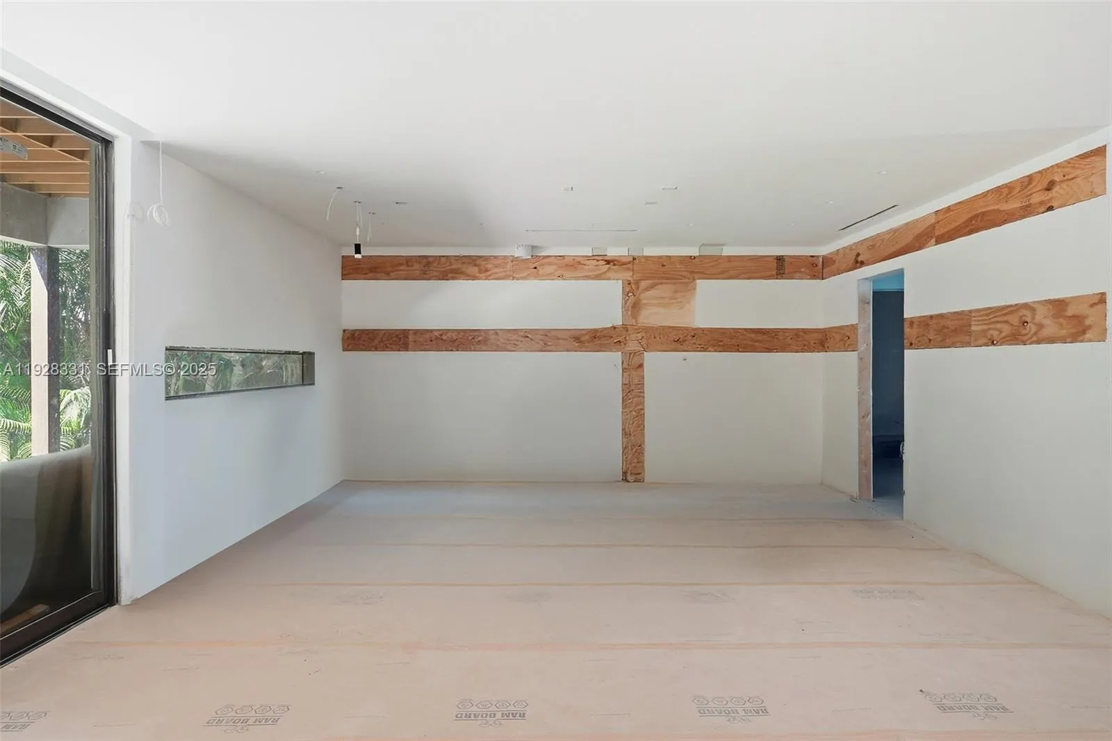 19610 NE 19th Pl, Miami FL 33179