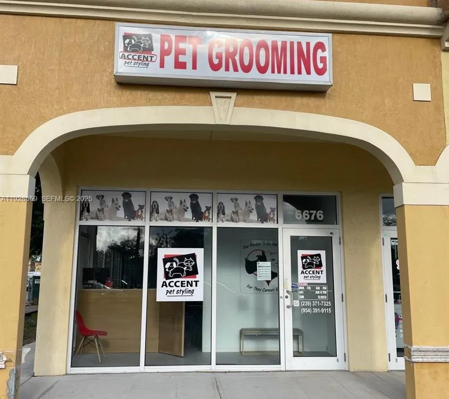 6676 Sterling Rd, Davie FL 33024