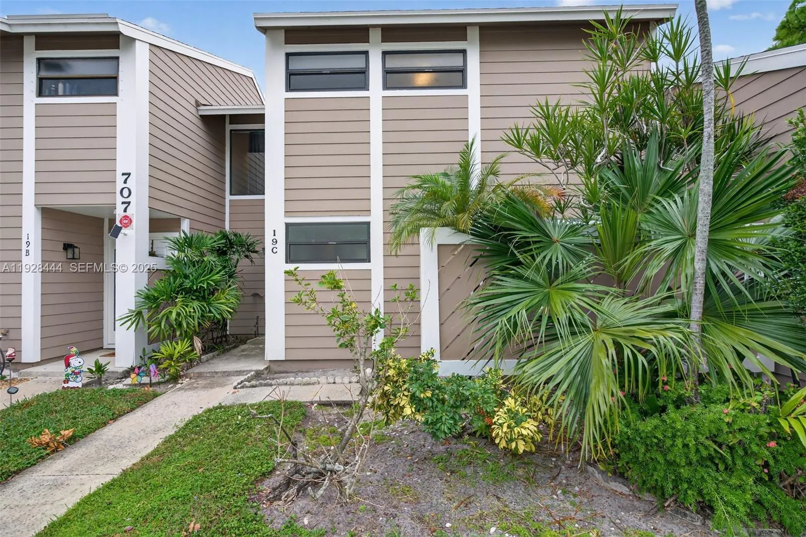 707 Stonewood Ct # 19C, Jupiter FL 33458