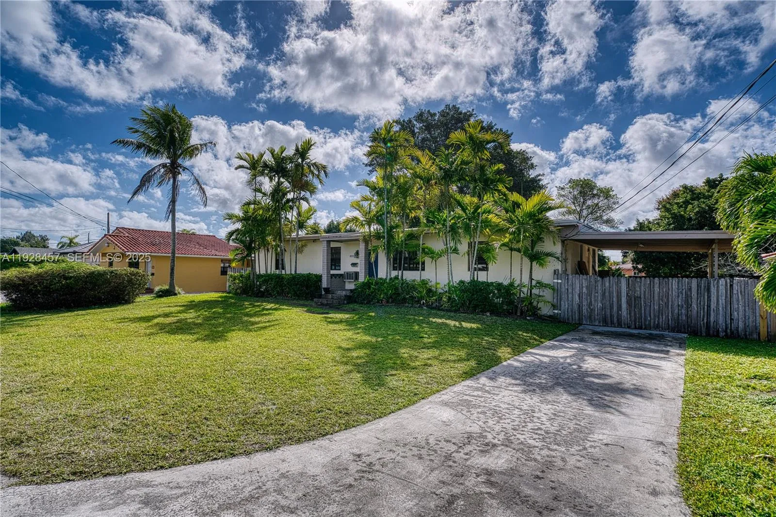 6550 SW 27th St, Miami FL 33155