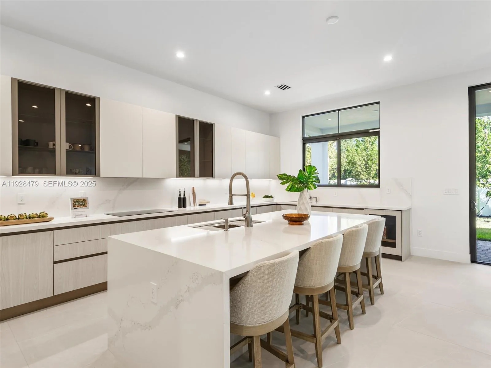 7285 SW 72nd Ter, Miami FL 33143