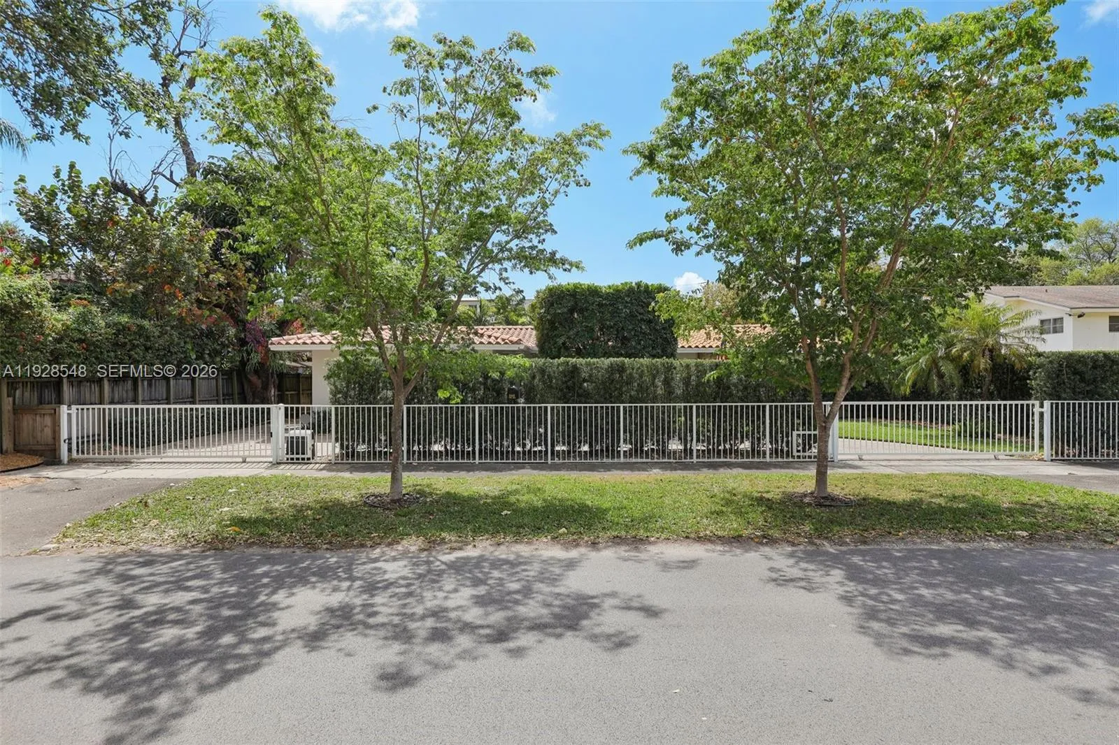 360 Menores Ave, Coral Gables FL 33134