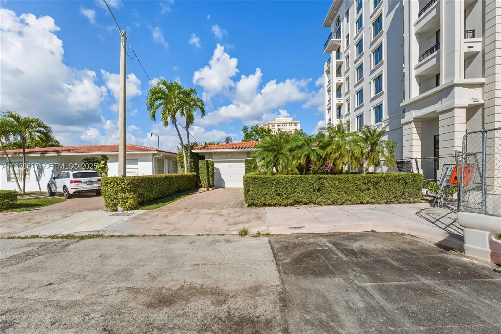 345 Malaga Ave, Coral Gables FL 33134