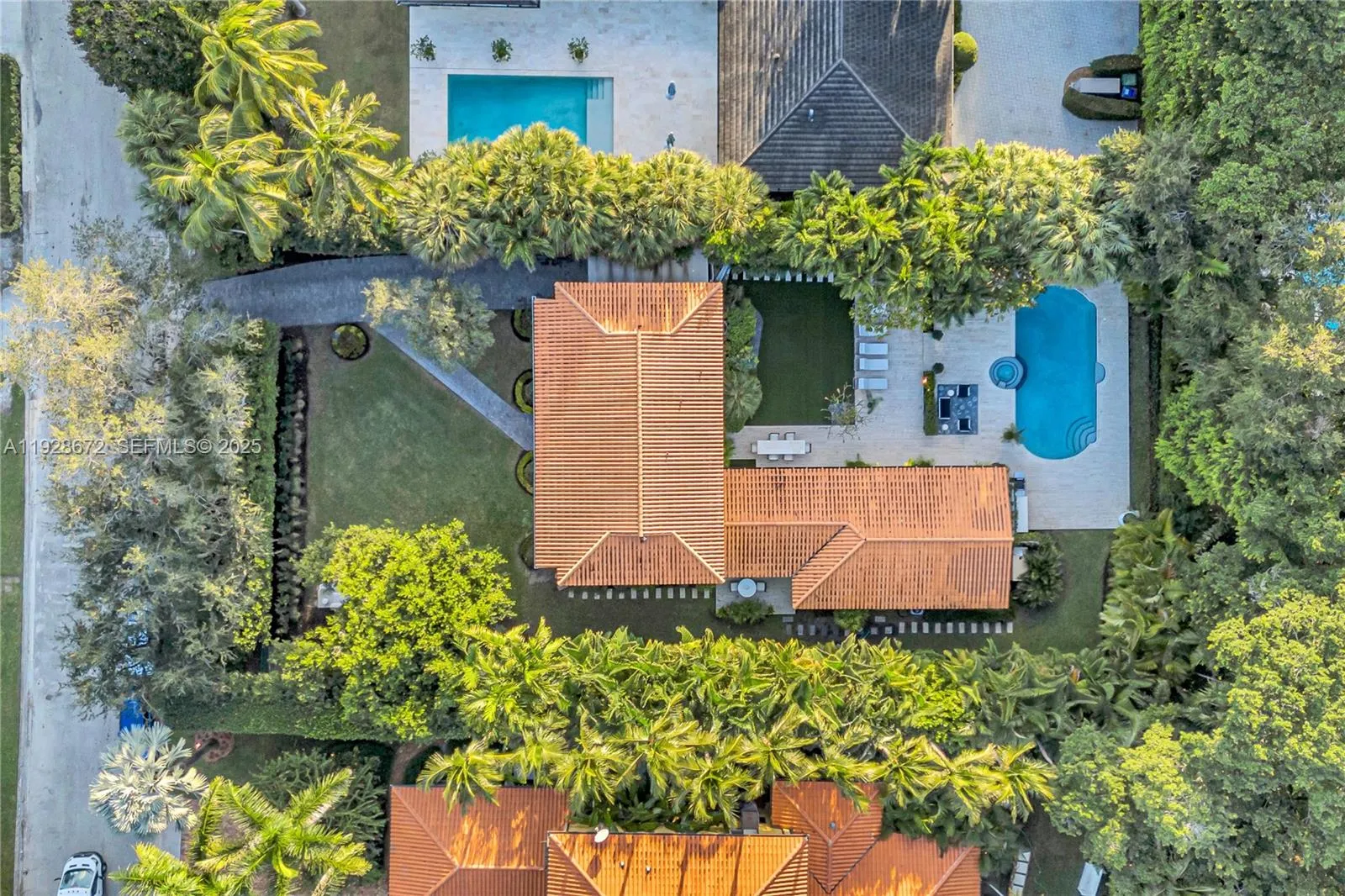 607 Melaleuca Ln, Miami FL 33137