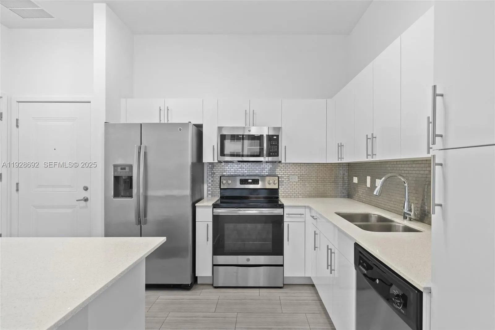 1776 Polk St # 1103, Hollywood FL 33020