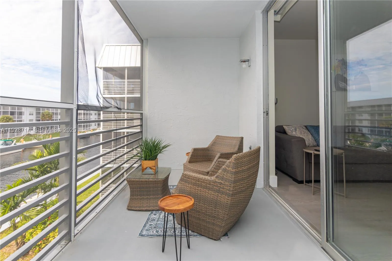 3600 NE 170th St # 308, North Miami Beach FL 33160