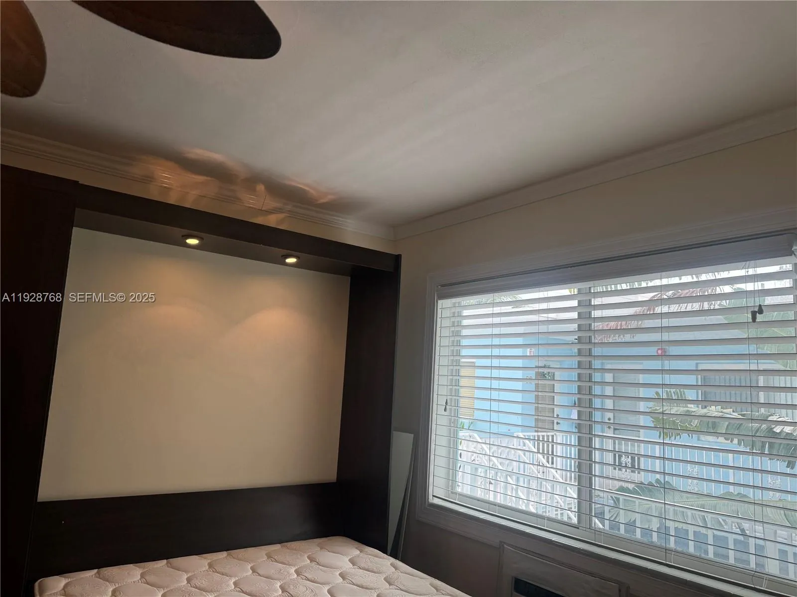 401 Collins Ave # 21, Miami Beach FL 33139
