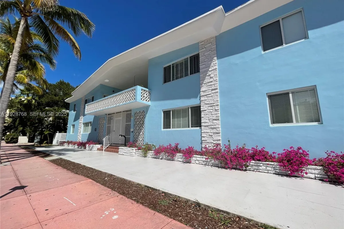 401 Collins Ave # 21, Miami Beach FL 33139