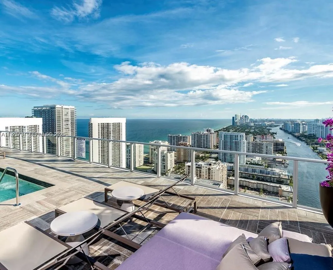 4010 S Ocean Dr # R3105, Hollywood FL 33019