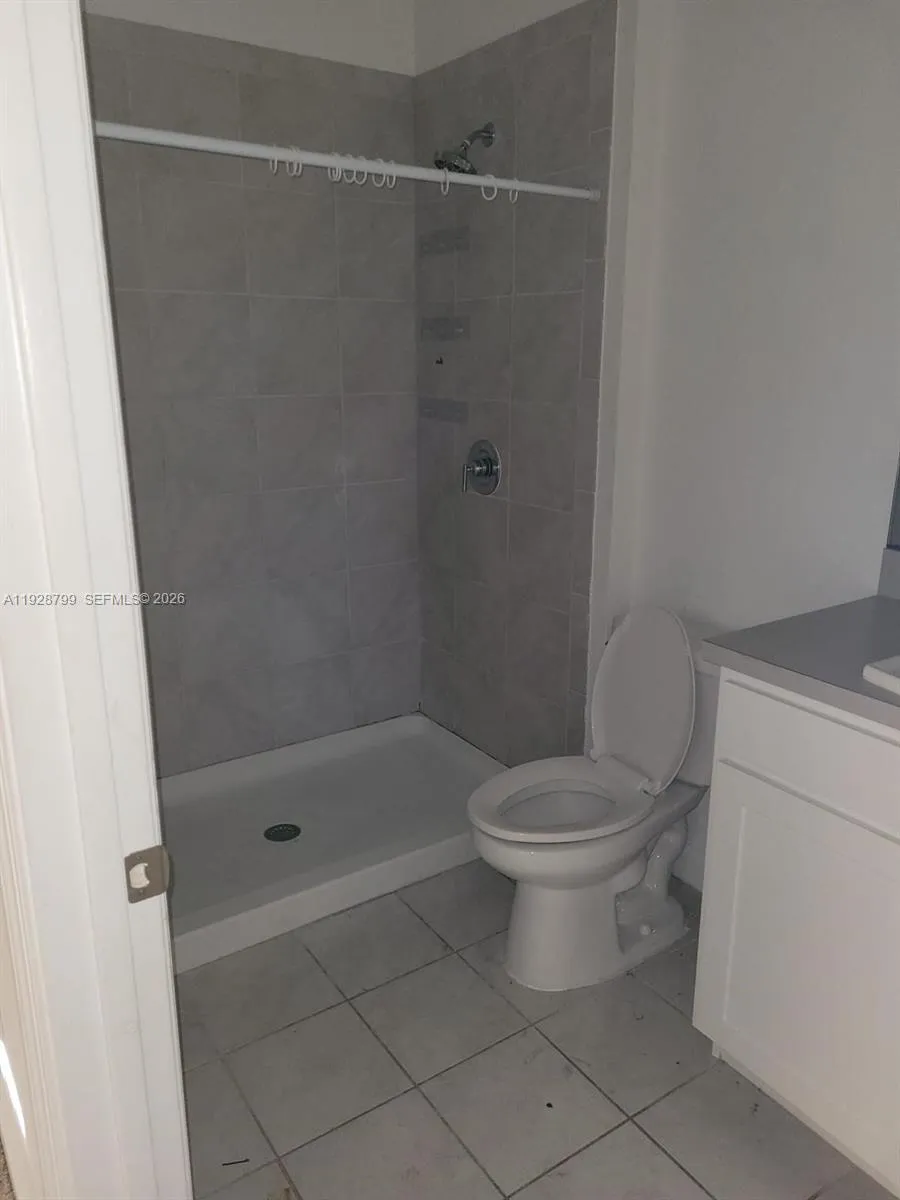 1161 SW 8th Ave, Florida City FL 33034